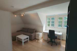 WG Zimmer mitten in Erlangen