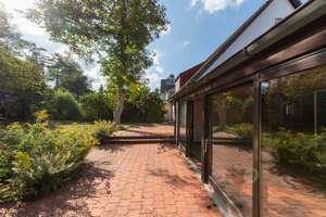 AIGNER - Familiengerechtes Haus mit Ausbaupotenzial auf parkähnlichem Grundstück