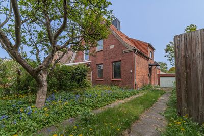 Verwirklichen Sie Ihr Familienheim - Handwerkertraum in Kiel - Doppelhaushälfte mit viel Potenzial
