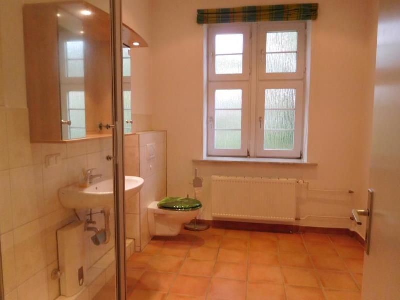 gro&szlig;es Bad im 1. OG