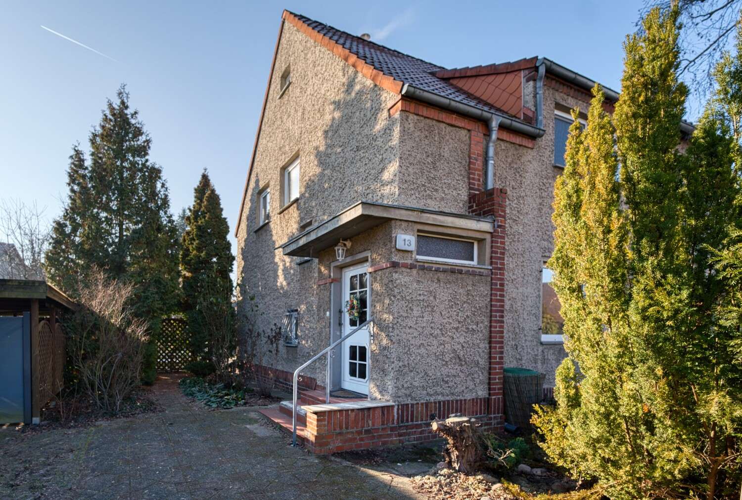 Attraktive Doppelhaushälfte mit Potenzial auf großem Grundstück in ruhiger Wohnlage, Berlin – Bild 3