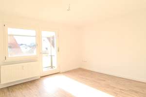 Top! 3-Zimmer-Wohnung mit Balkon & Einbauküche – Lindenstraße 23, 38448 Vorsfelde, Wolfsburg – Vorschaubild 3