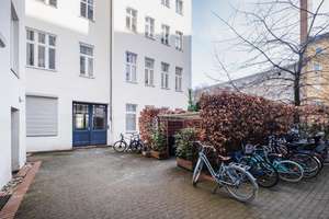 Charmante Altbauwohnung in begehrter Mitte-Lage – Die vollständige Adresse der Immobilie erhältst du vom Anbieter., 10115 Mitte (Ortsteil), Berlin – Vorschaubild 9