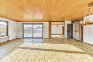 ++ Lichtdurchflutetes Architektenhaus mit Terrasse, Garten und 2 Garagen in beliebter Wohnlage ! ++ – Die vollständige Adresse der Immobilie erhältst du vom Anbieter., 76877 Offenbach an der Queich – Vorschaubild 15