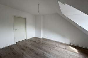 Moderne lichtdurchflutete 1 Zimmerwohnung mit Wohnküche – Gemarkenstr. 120, 45147 Holsterhausen, Essen – Vorschaubild 4