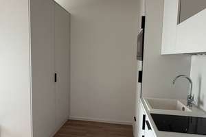 Kompaktes 1-Zimmer-Apartment mit Balkon Küche & in Erlangen – Paul-Gossen-Straße 117a, 91052 Rathenau, Erlangen – Vorschaubild 6