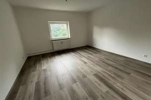 Frisch renovierte 2,5 Wohnung in Essen.. – Vogelheimer Str. 227, 45356 Vogelheim, Essen – Vorschaubild 3
