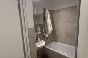 Bright apartment with garage available from July (fully furnished) – Leopoldstraße 191, 80804 Münchner Freiheit, München – Vorschaubild 10