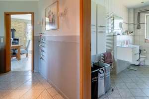 Guter Grundriss, viel Platz und naturnah: Dieses Einfamilienhaus ist Wohnen im Norden pur. – Die vollständige Adresse der Immobilie erhältst du vom Anbieter., 25855 Haselund – Vorschaubild 43