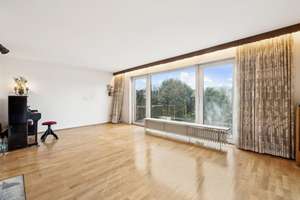 Gepflegtes Reihenmittelhaus mit Blick ins Grüne in begehrter Wohnlage von Wuppertal-Vohwinkel – Die vollständige Adresse der Immobilie erhältst du vom Anbieter., 42329 Vohwinkel, Wuppertal – Vorschaubild 5