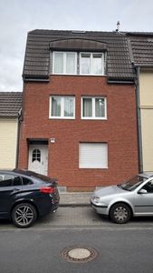 Ein Haus, viele Möglichkeiten – großzügiges Mehrgenerationenhaus mit 193 m² in Köln-Worringen