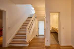 Nahe der Lichtwiese, modernes EFH im Villenstil – Darmstadt – Vorschaubild 4