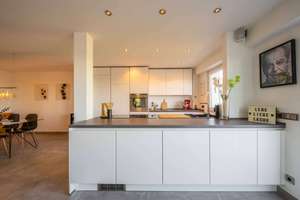 Maisonettewohnung mit vier Zimmern, Galerie und Balkon im Rathausviertel – 46236 Stadtmitte, Bottrop – Vorschaubild 2