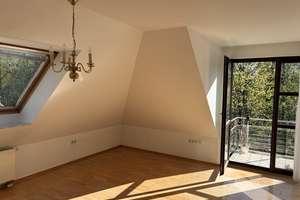 Stilvolle Dachgeschosswohnung mit Blick ins Rosenthal in Leipzig-Gohlis