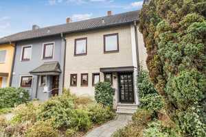 Solides Reihenmittelhaus mit Garage in beliebter Wohnlage von Bremen-Lesum nahe Friedehorst – Bremen – Vorschaubild 1