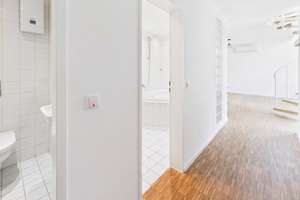 In grüner Idylle: Helle Maisonettewohnung mit attraktiver Dachterrasse – Die vollständige Adresse der Immobilie erhältst du vom Anbieter., 50858 Weiden, Köln – Vorschaubild 8
