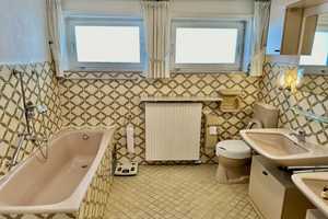 Charmante Villa mit vielseitigem Potenzial
- Perfekt als Ein- oder Zweifamilienhaus! - – Hochtaunuskreis – Vorschaubild 15