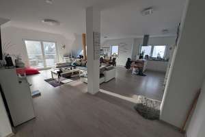 Neuwertige 3,5-Zimmer-Wohnung in Großostheim