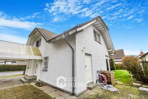 Attraktives Einfamilienhaus mit großem Garten, sonniger Terrasse und Stellplatz in Niddatal – Die vollständige Adresse der Immobilie erhältst du vom Anbieter., 61194 Niddatal – Vorschaubild 3