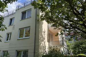 Helle 3-Raum-Wohnung mit Einbauküche + Balkon & Tiefgarage auf dem Kaßberg – Leonhardtstraße 7b, 9112 Kaßberg, Chemnitz – Vorschaubild 3