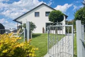Idyllisch! Schönes Haus inklusive 2 schönen Gartengrundstücken in Aussichtslage und Doppelgarage – Göppingen (Kreis) – Vorschaubild 4