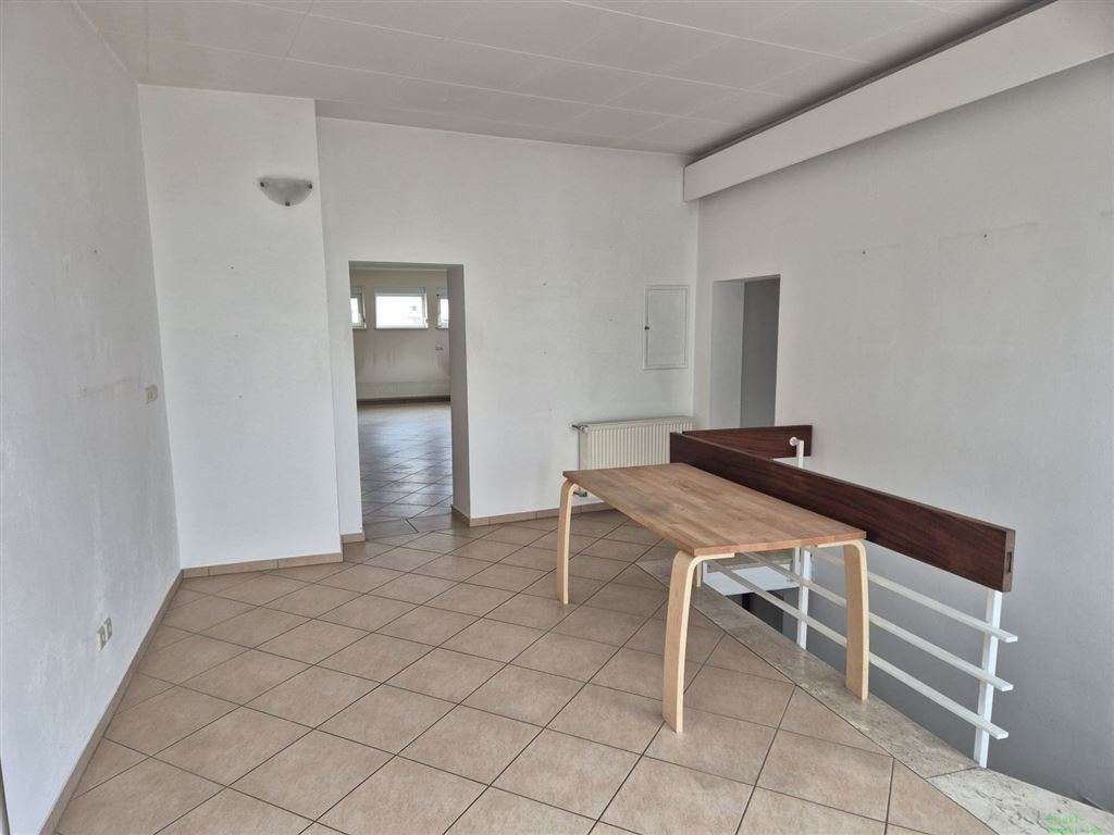 Immobilie in Haßloch - Wohnhaus in zentraler Lage mit Hof -Haßloch- - Bild 2