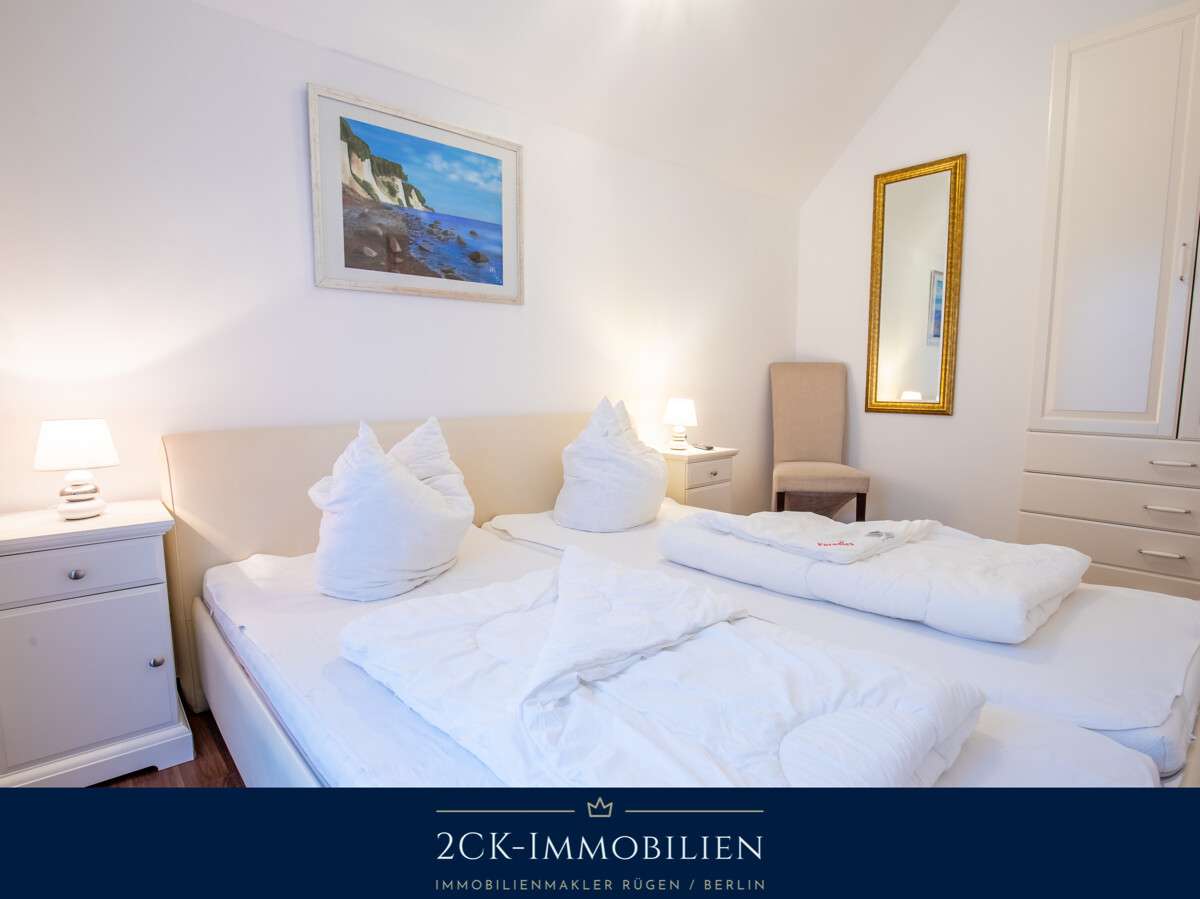 Immobilie in Glowe - 2 Zimmer Premium Ferienwohnung in Glowe, strandnah, zwei Balkone, Sauna, Kamin, inkl. Stellplatz! - Bild 4