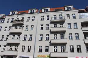 3-Zimmer-Altbauwohnung im 3. OG als Kapitalanlage – Petersburger Straße 39, 10249 Friedrichshain, Berlin – Vorschaubild 9