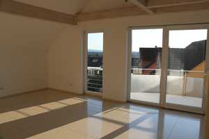Exklusive, ruhig gelegene Galeriewohnung in einer nur 3-Fam.-Stadtvilla, 108 m2, Balkon im 1. OG – Pforzheim – Vorschaubild 1