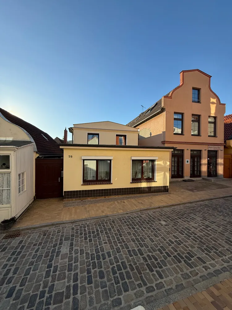 Einmalige Gelegenheit: Mehrfamilienhaus in Warnemünde, 200m zum Strand + Provisionsfrei zu verkaufen, Rostock – Bild 4