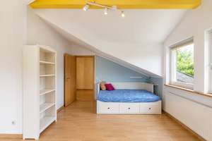 Unternehmervilla in traumhafter Randlage mit Pool, Panoramasauna und vielem mehr – Die vollständige Adresse der Immobilie erhältst du vom Anbieter., 74676 Niedernhall – Vorschaubild 31
