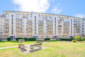 Helle 1-RW nach Sanierung * möbliert* Bad m. Dusche * 3. OG Lift * grüner Innenhof zur Mitnutzung * – Johann-Meyer-Straße 7 a, 1097 Leipziger Vorstadt, Dresden – Vorschaubild 14