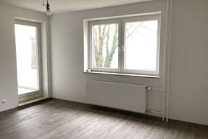Großzügig geschnittene 2-Zimmer Erdgeschosswohnung – Donauschwabenstr. 8 A, 33609 Heepen, Bielefeld – Vorschaubild 2