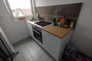 Schöne zwei Zimmer Wohnung in Bottrop Stadtmitte mit Garten – Zeppelinstr. 15, 46236 Stadtmitte, Bottrop – Vorschaubild 8