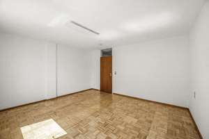 3-Zimmer-Wohnung in Freiburg-Betzenhausen: Balkon, Tiefgaragenplatz, Parkett & Stadtbahn vor der Tür – 79114 Alt-Betzenhausen, Freiburg im Breisgau – Vorschaubild 13