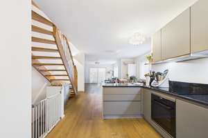 Solln: Moderne Doppelhaushälfte mit schönem Westgarten und Carport – Die vollständige Adresse der Immobilie erhältst du vom Anbieter., 81477 Obersendling, München – Vorschaubild 7