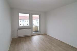 Ruhige 3-Zimmer-Wohnung mit BALKON im Grünen – Albert-Schweitzer-Straße 6, 9116 Altendorf, Chemnitz – Vorschaubild 3