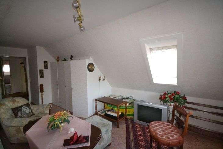 Immobilie in Groven - Vielseitig nutzbares Wohnhaus in ruhiger Seitenstraßenlage von Lunden - Bild 1