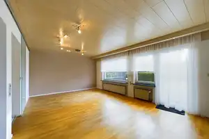 Gepflegtes Einfamilienhaus mit Platz für die ganze Familie | Große Doppelgarage, EBK & neues Bad – Heilbronn (Kreis) – Vorschaubild 7