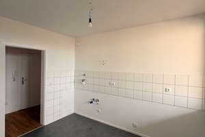 Moderne 3-Zimmer-Wohnung mit Balkon in München – Oskar-Maria-Graf-Ring 24, 81737 Neuperlach, München – Vorschaubild 4