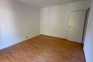 Schöne helle 3 Zimmerwohnung mit EBK und Balkon - Neu-Ulm Stadtmitte – Luitpoldstr. 32, 89231 Neu-Ulm – Vorschaubild 6