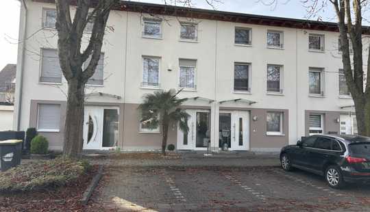 Bild von Elegantes Reihenmittelhaus mit 4,5 Zimmern in Offenbach-Bürgel
