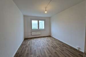 3-Zimmer-Wohnung im 3. Obergeschoss zu vermieten – Deiwitzweg 24, 4207 Lausen-Grünau, Leipzig – Vorschaubild 7