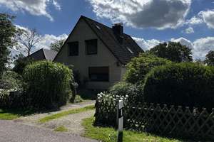 Haus und Grundstück in Quickborn Heide – Die vollständige Adresse der Immobilie erhältst du vom Anbieter., 25451 Quickborn – Vorschaubild 2