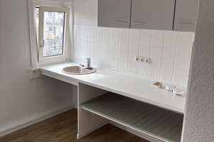 Großzügige und helle 2-Zi. Wohnung im Dachgeschoss – Frankenstraße 24, 65183 Westend / Bleichstraße, Wiesbaden – Vorschaubild 2