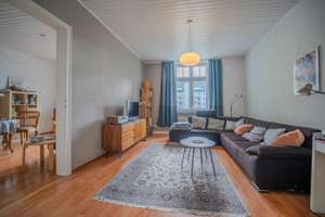 Stilvolle Beletage mit Charme – Großzügige 3-Zimmer-Wohnung mit zwei Balkonen - nur bei realunis – Die vollständige Adresse der Immobilie erhältst du vom Anbieter., 68165 Schwetzingerstadt/Oststadt, Mannheim – Vorschaubild 2