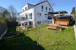 Repräsentative, lichtdurchflutete Doppelhaushälfte mit Einliegerwohnung in exquisiter Spitzenlage. – Die vollständige Adresse der Immobilie erhältst du vom Anbieter., 53229 Holzlar, Bonn – Vorschaubild 31