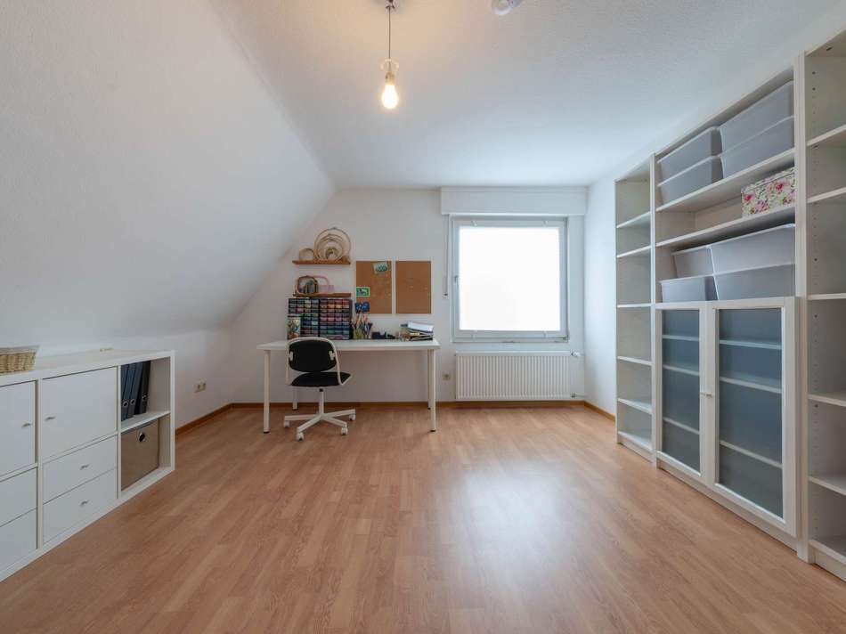 OG Einliegerwohnung Bürozimmer