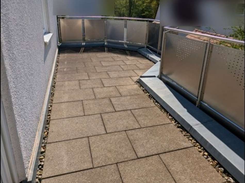25 Balkon im OG1