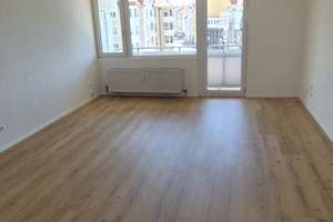 1750 € - 107 m² - 4.5 Zi.
Zentral gelegene Wohnung an der Donau
Kernsaniert in 2024